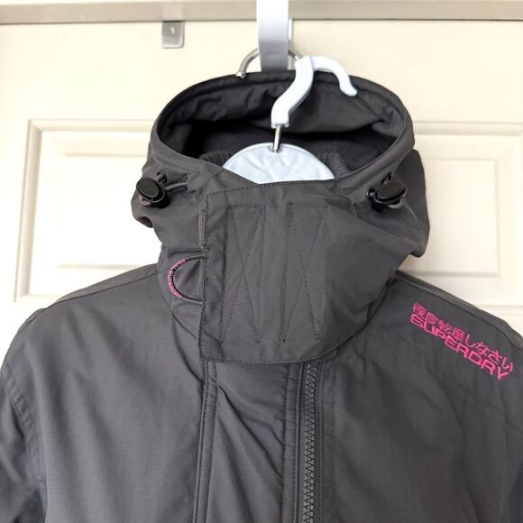 NWOT Superdry Japan Women’s Hooded Mountain Windbomber Jacket - Picture 3 of 15